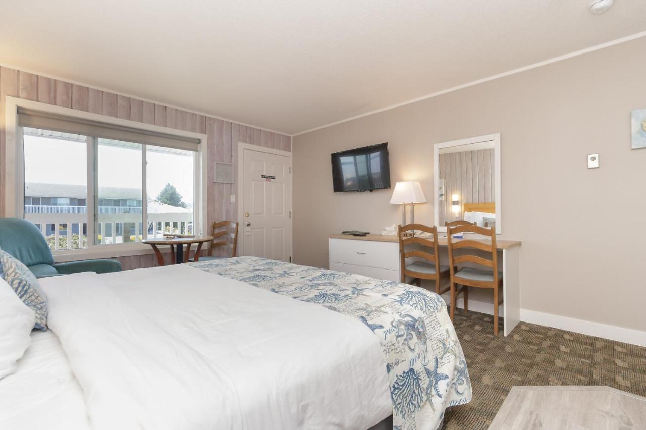 The Cedarwood Inn & Suites Sidney Kültér fotó