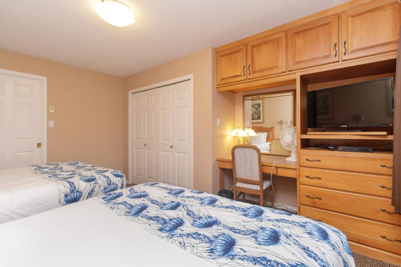 The Cedarwood Inn & Suites Sidney Kültér fotó
